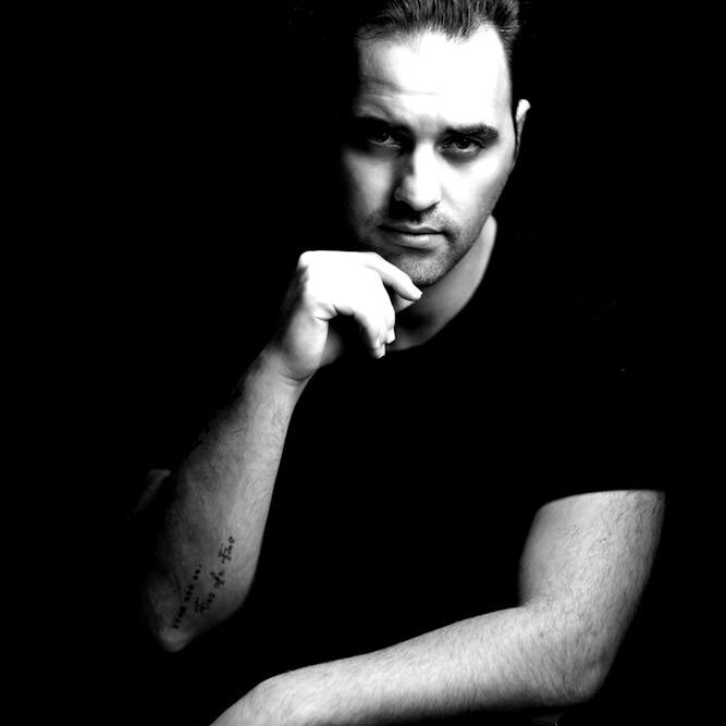Francesco-Cazzolla-blackwhite